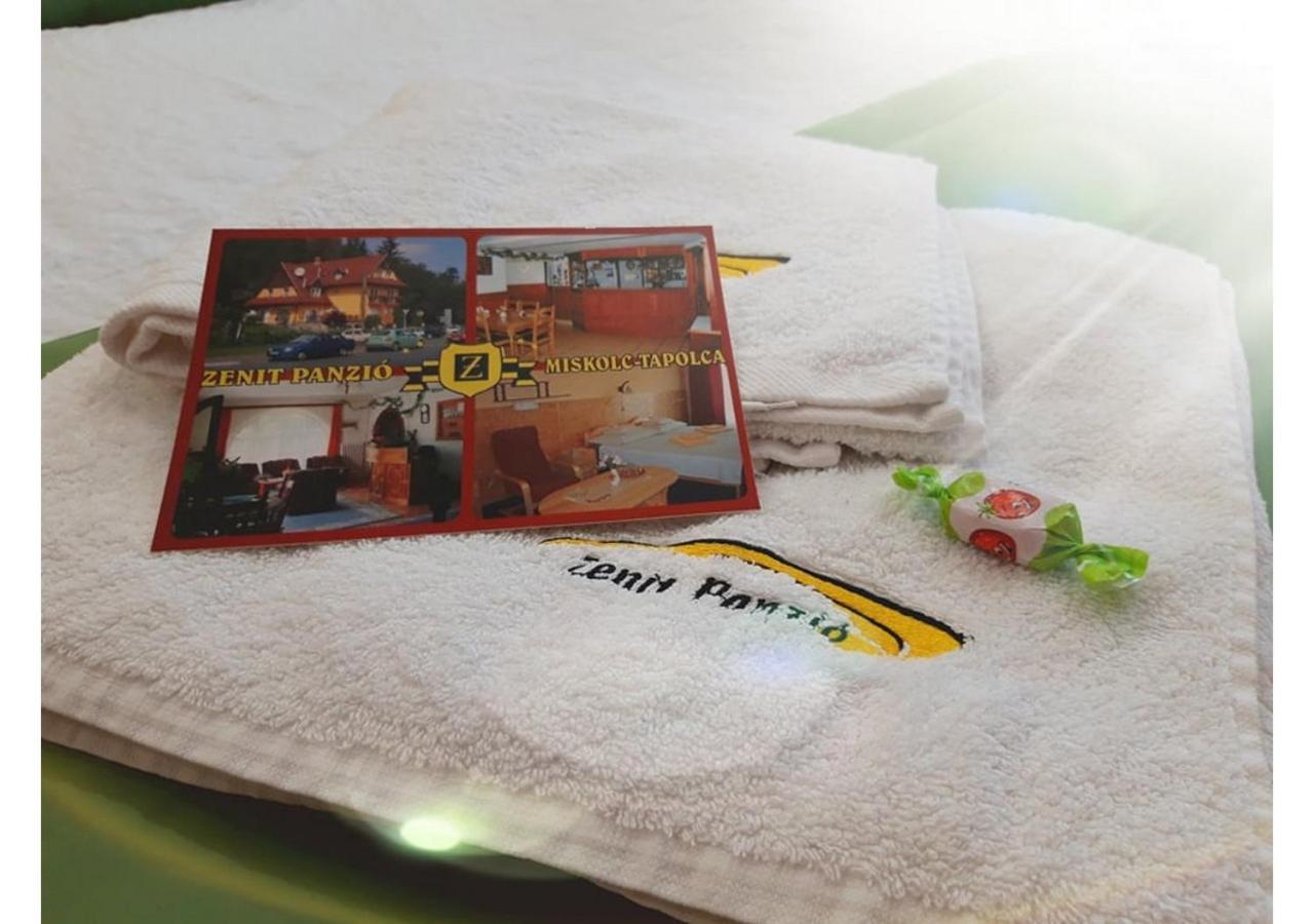 Zenit Panzio Bed & Breakfast Miskolc Exterior photo