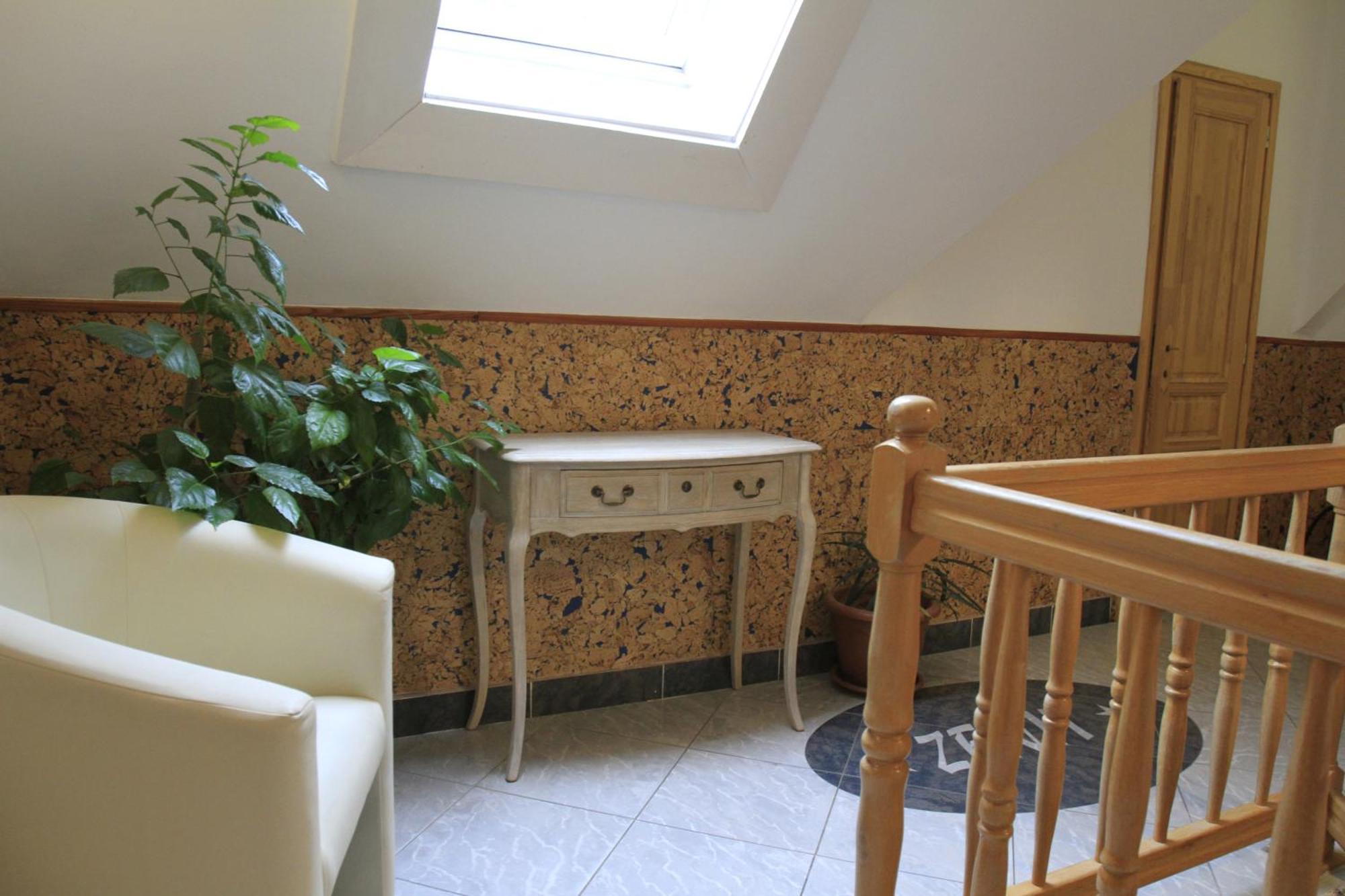Zenit Panzio Bed & Breakfast Miskolc Exterior photo