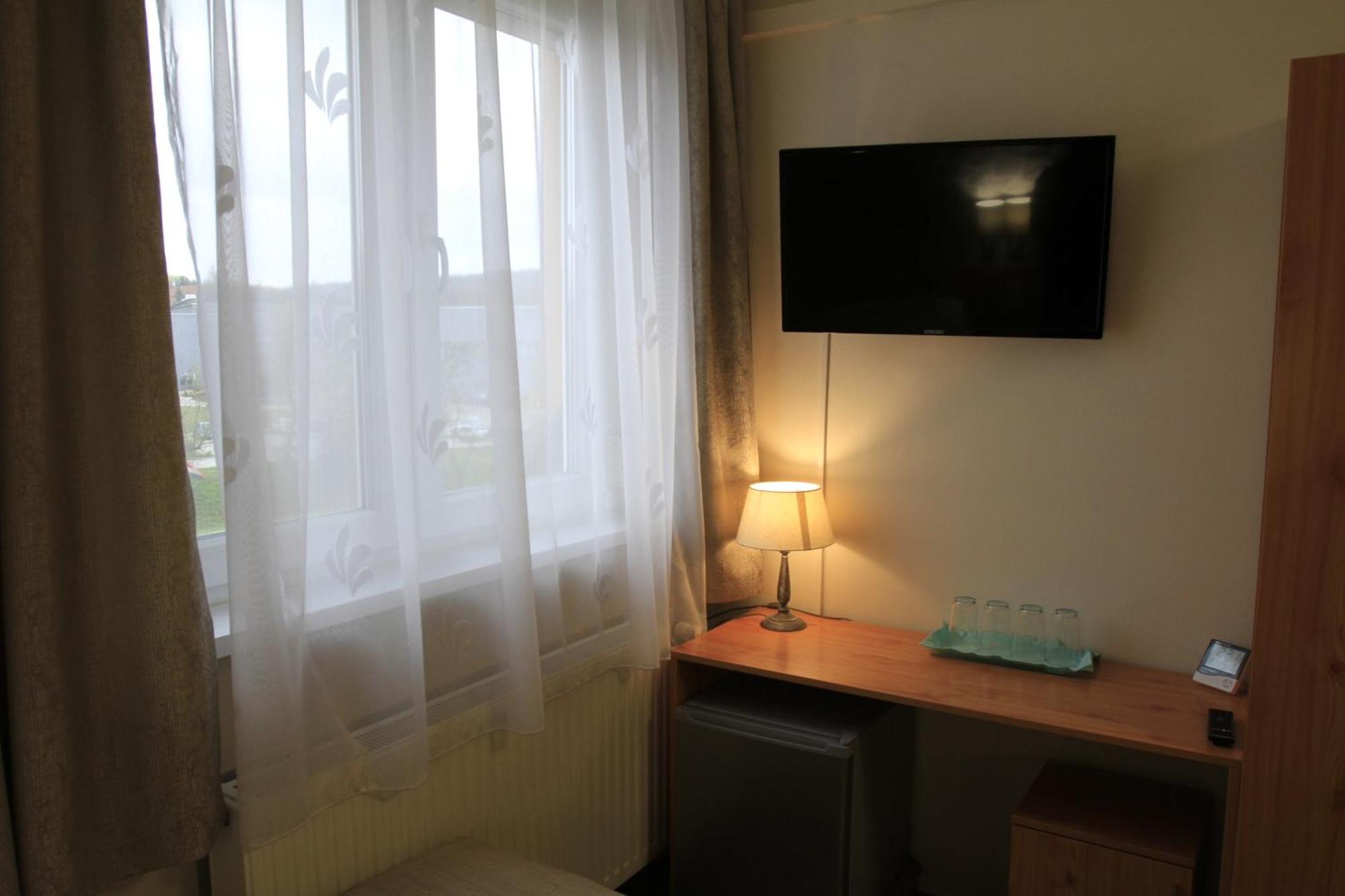 Zenit Panzio Bed & Breakfast Miskolc Exterior photo